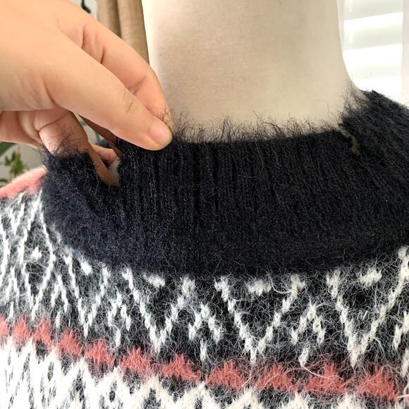 Urban Outfitters UO Garnet Fuzzy Fair Isle Sweater in Black Motif - Picture 6 of 15